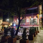 Berlin & Street * אנטליה