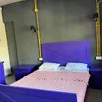 Berlin & Street Hostel *