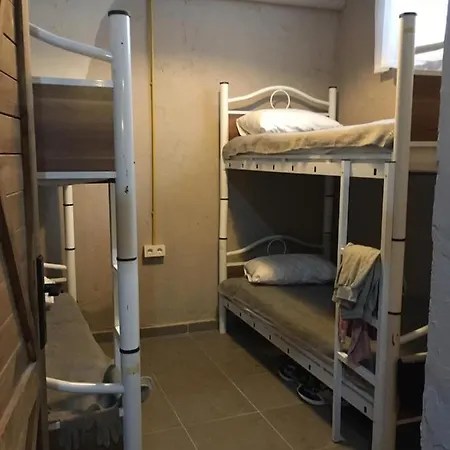 Berlin & Street Hostal *