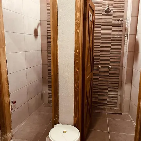 Berlin & Street Хостел