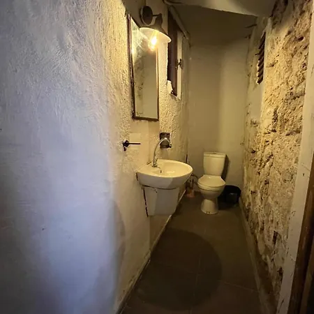 Hostal Berlin & Street Antalya