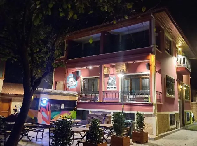 Berlin Hostel&street Antalya