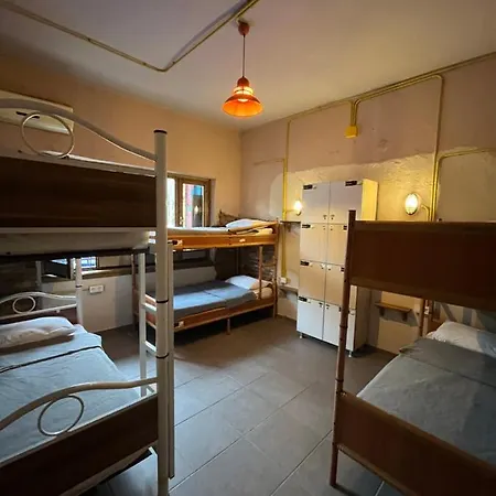 Hostel Berlin & Street *