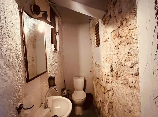 Hostal Berlin & Street Antalya